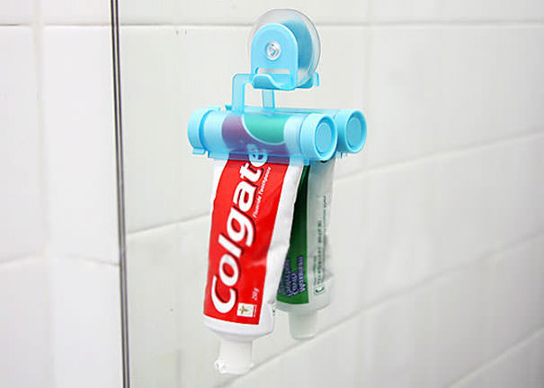 歯磨き粉を最後まで押し出してくれる、歯磨き粉スタンドです。