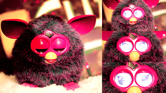 ファービー・ブーム（Furby Boom）現代の子供たちに人気のおもちゃ